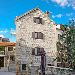 F&a , Split Croatia